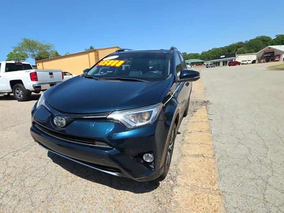 2017 Toyota RAV4 XLE FWD