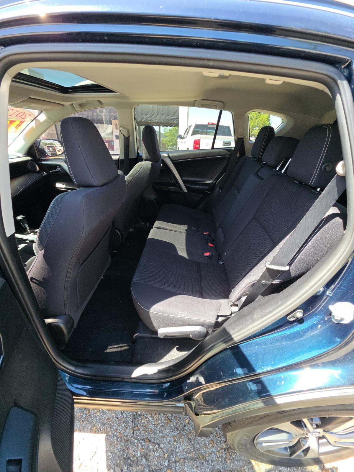 2017 Toyota RAV4 XLE FWD