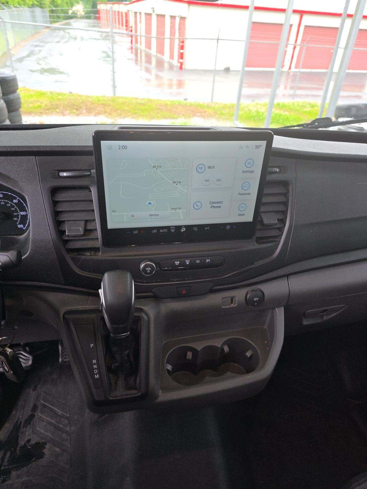 FORD TRANSIT 150 - 10