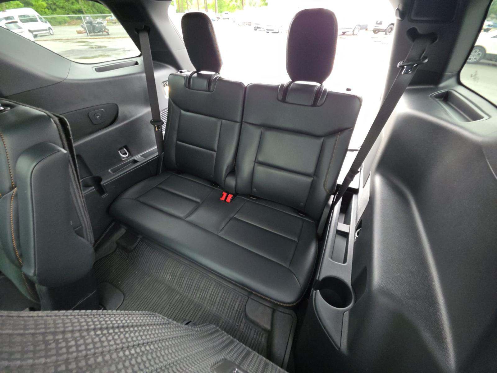 FORD EXPLORER - 10