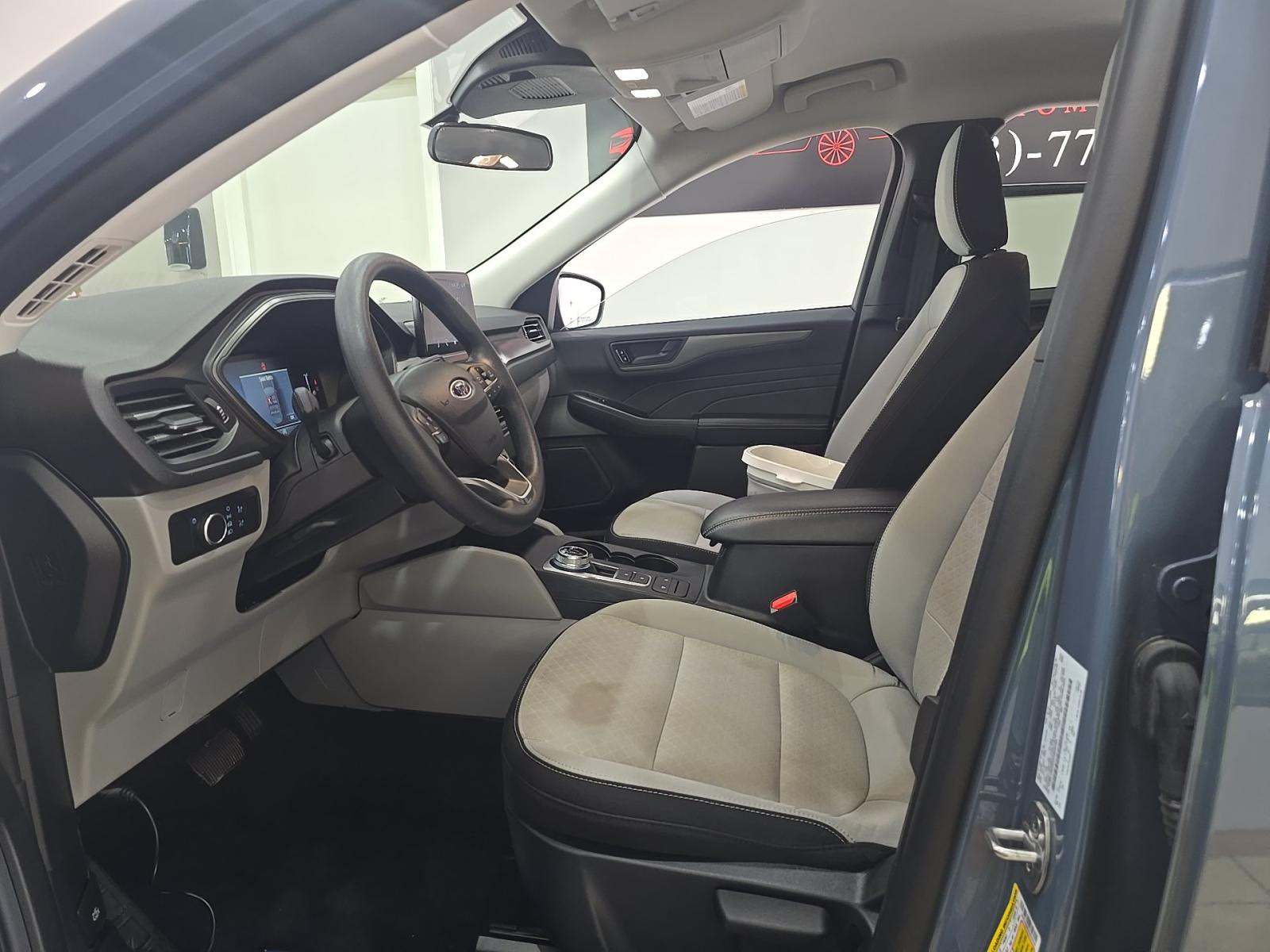 FORD ESCAPE - 6