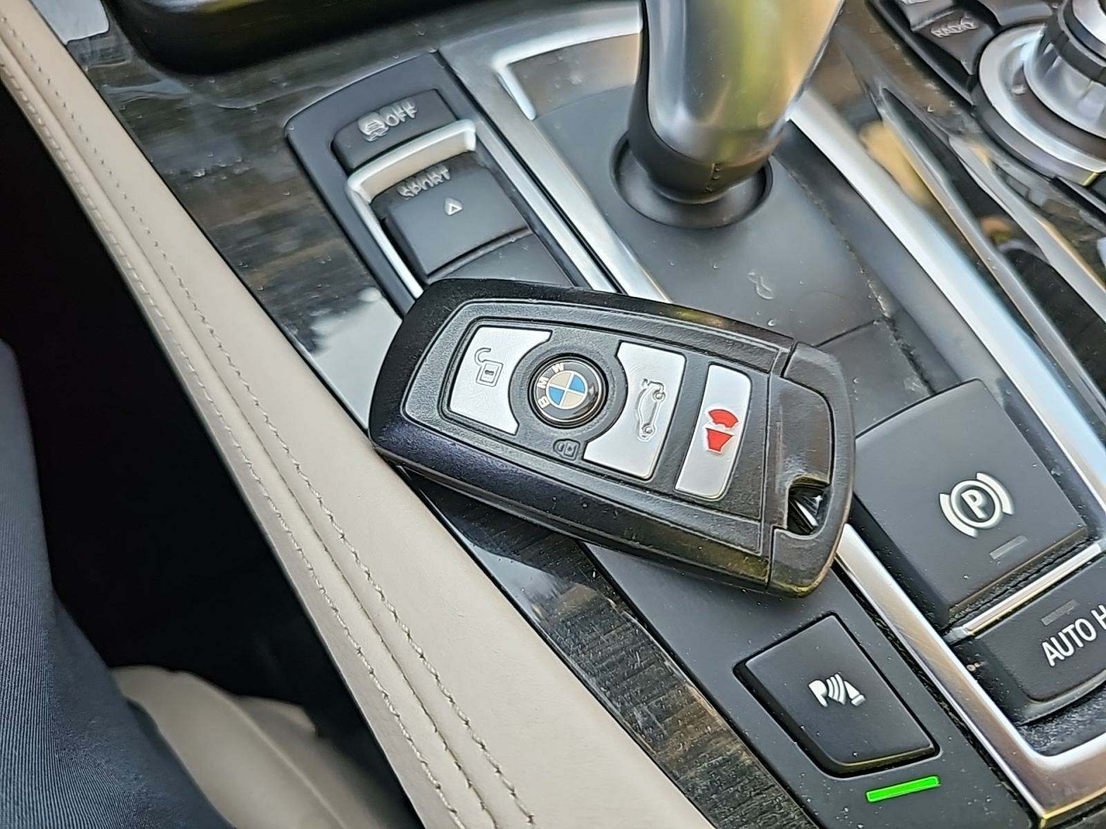 2013 BMW 5 Series 535i RWD