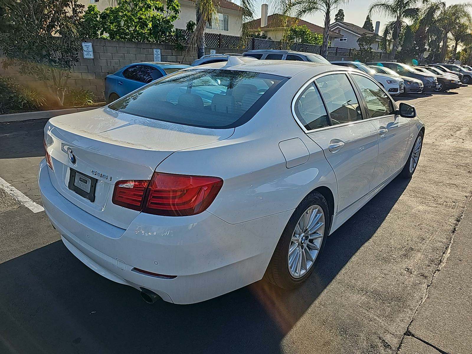 2013 BMW 5 Series 535i RWD