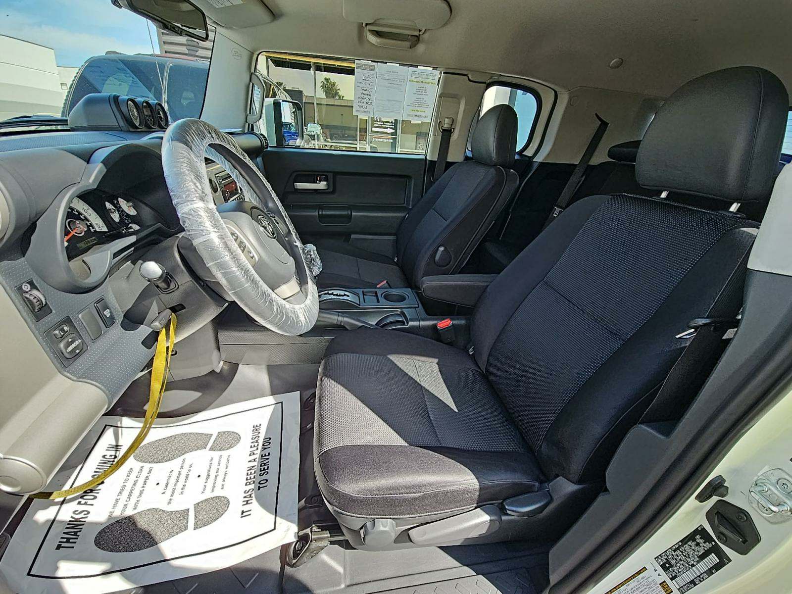 2012 Toyota FJ Cruiser Base AWD