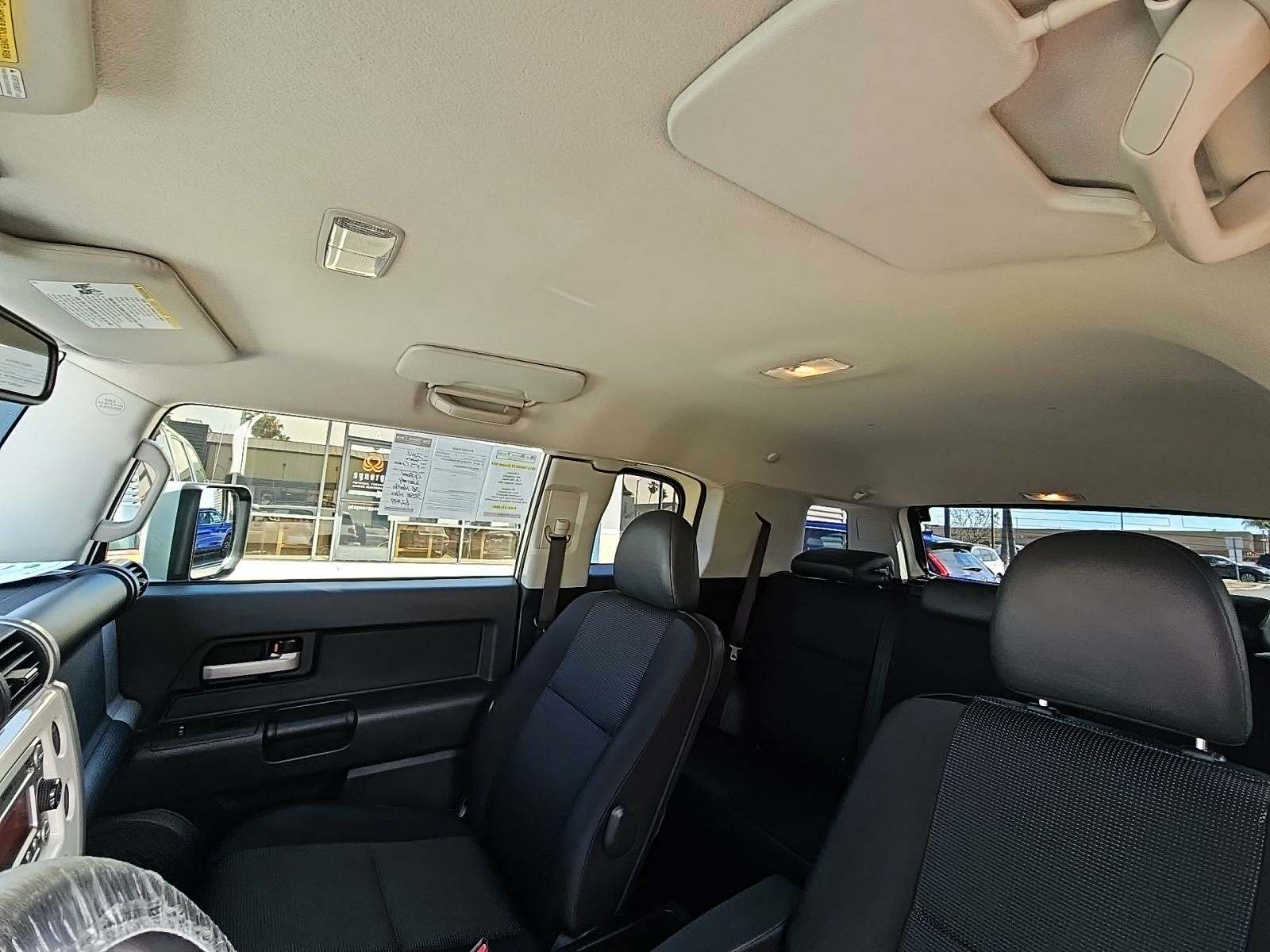 2012 Toyota FJ Cruiser Base AWD