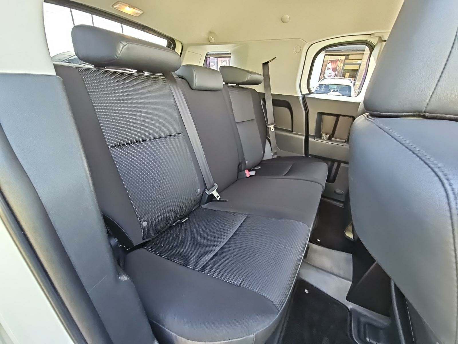 2012 Toyota FJ Cruiser Base AWD