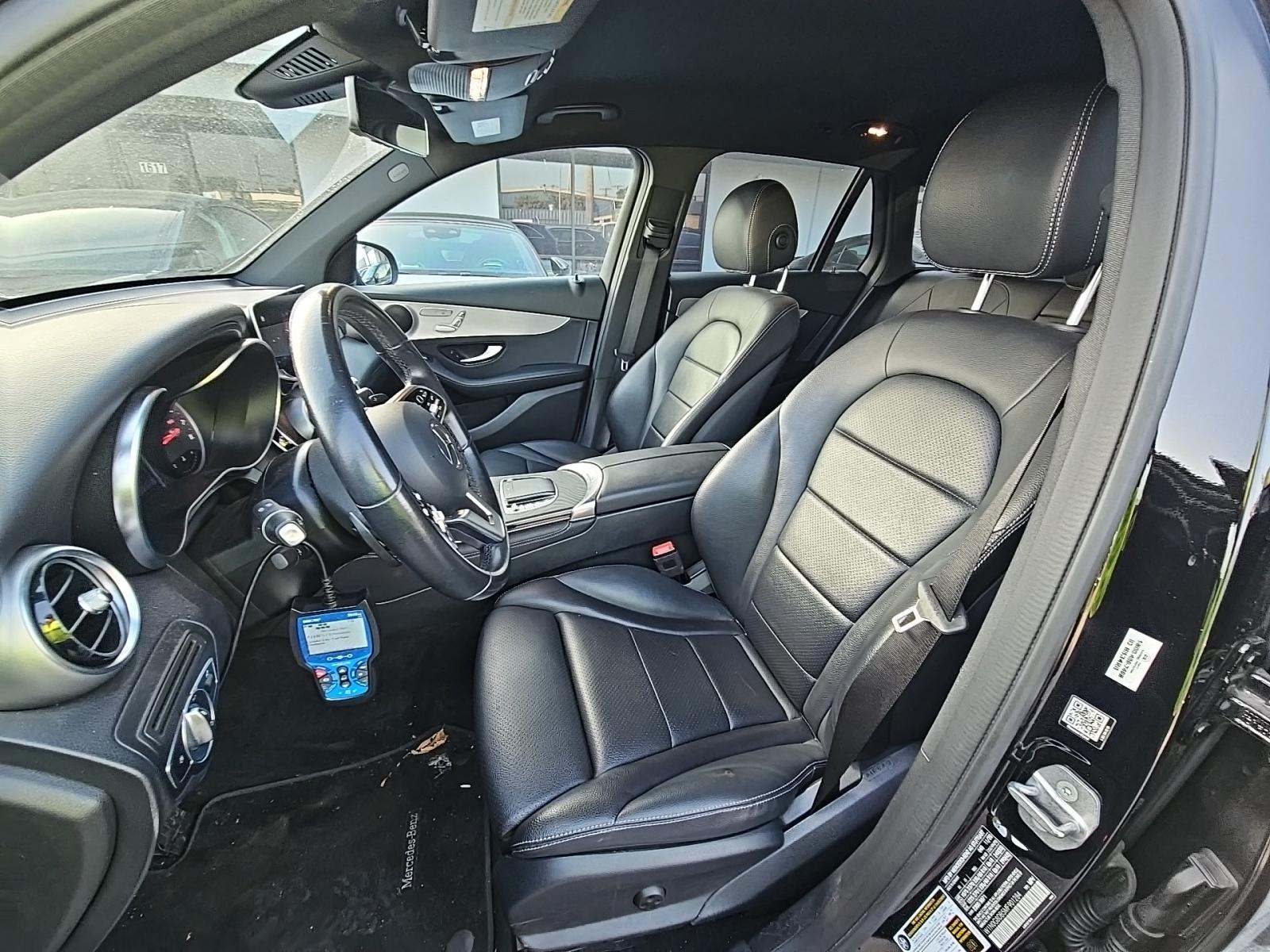 2021 Mercedes-Benz GLC GLC 300 RWD