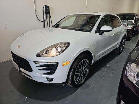 2018 Porsche Macan Base AWD