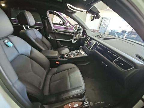 2018 Porsche Macan Base AWD