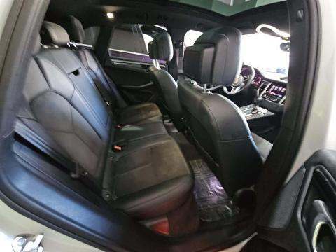 2018 Porsche Macan Base AWD