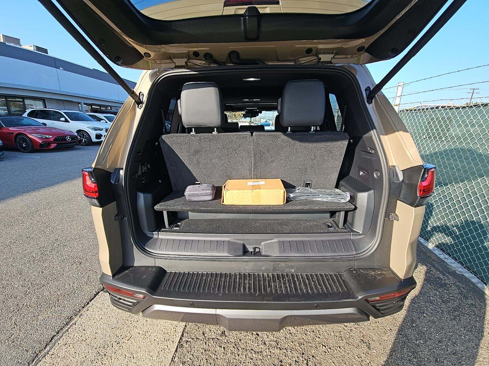 2025 Lexus LX LX 700h Overtrail AWD