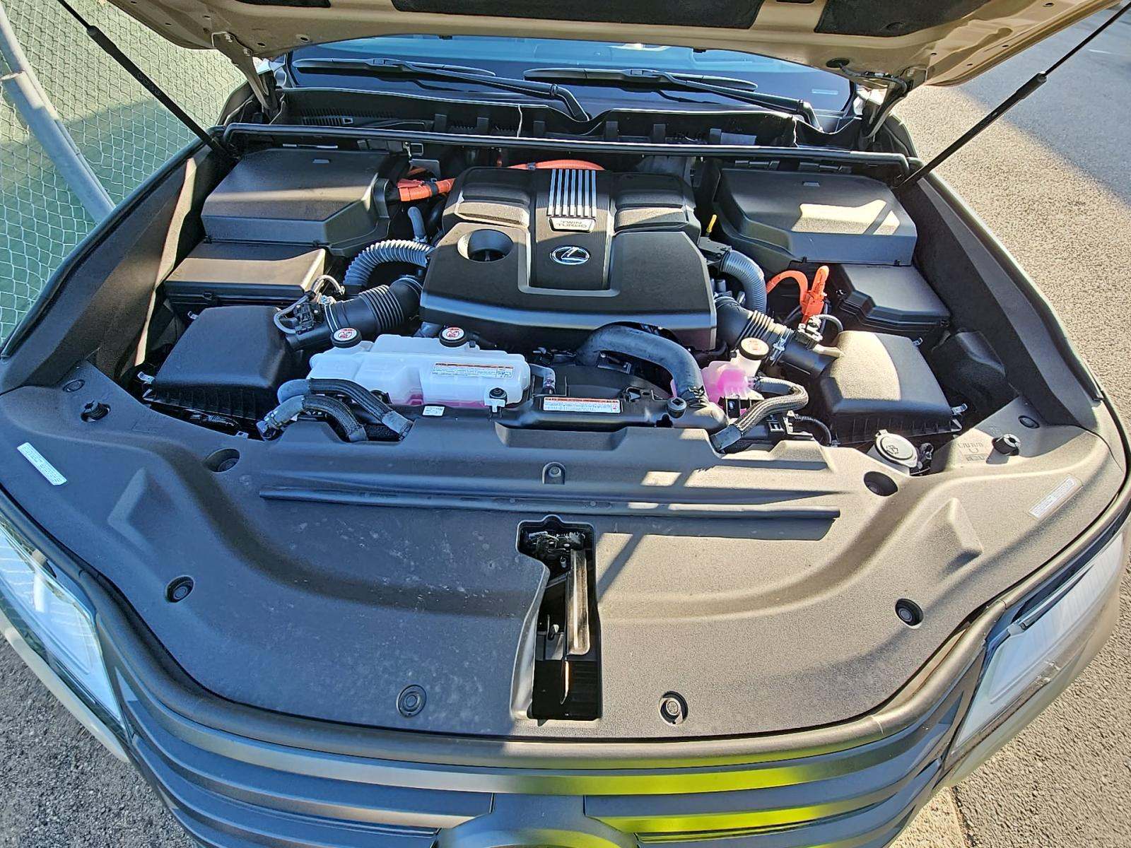 2025 Lexus LX LX 700h Overtrail AWD