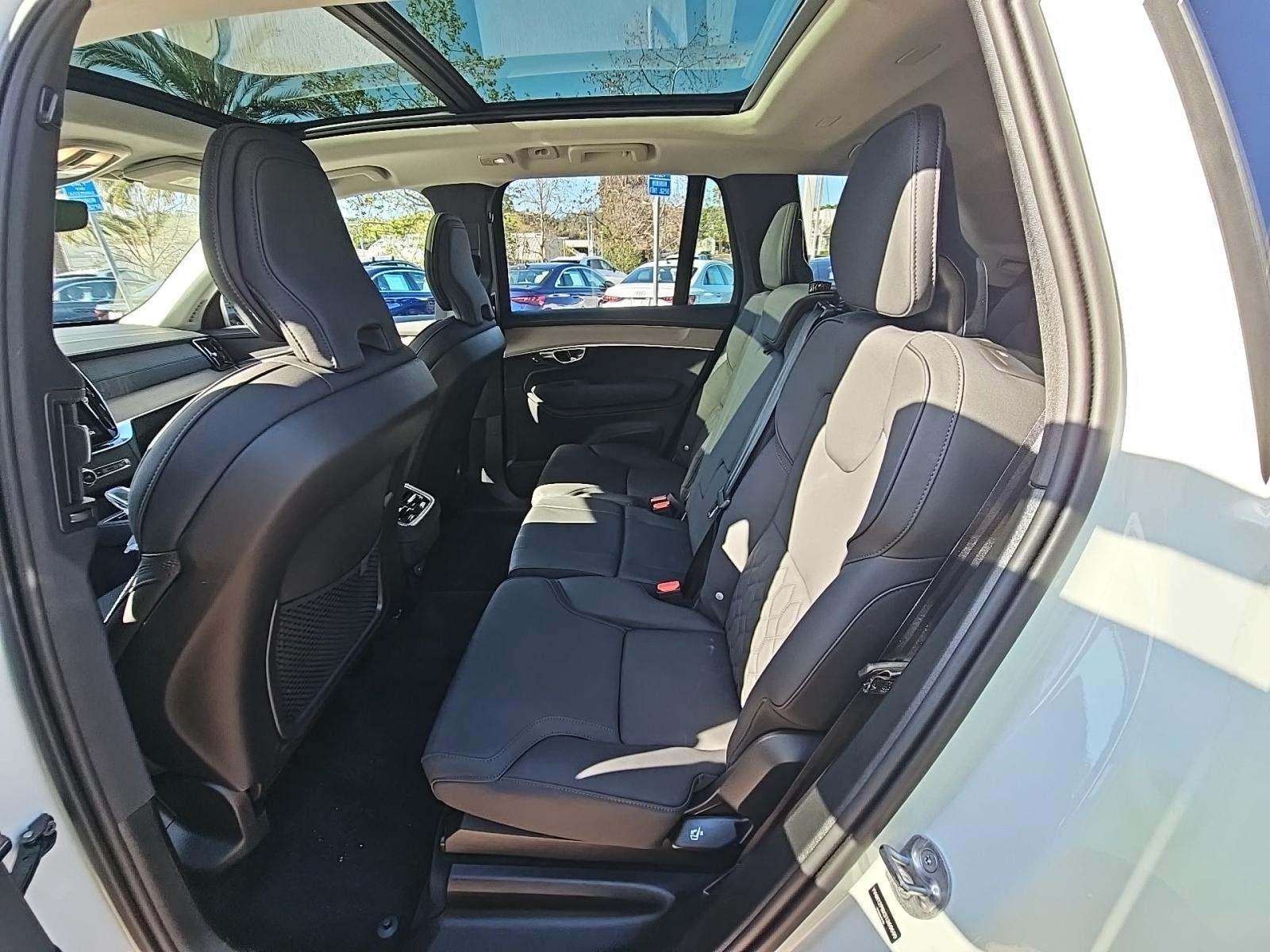 2025 Volvo XC90 B5 Plus AWD