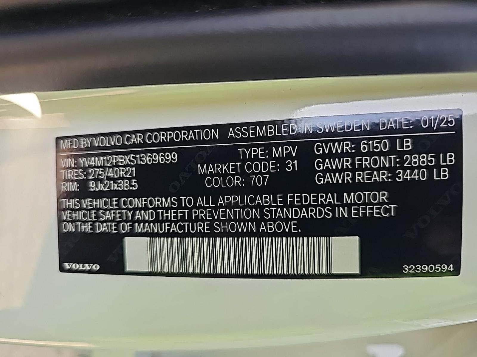 2025 Volvo XC90 B5 Plus AWD