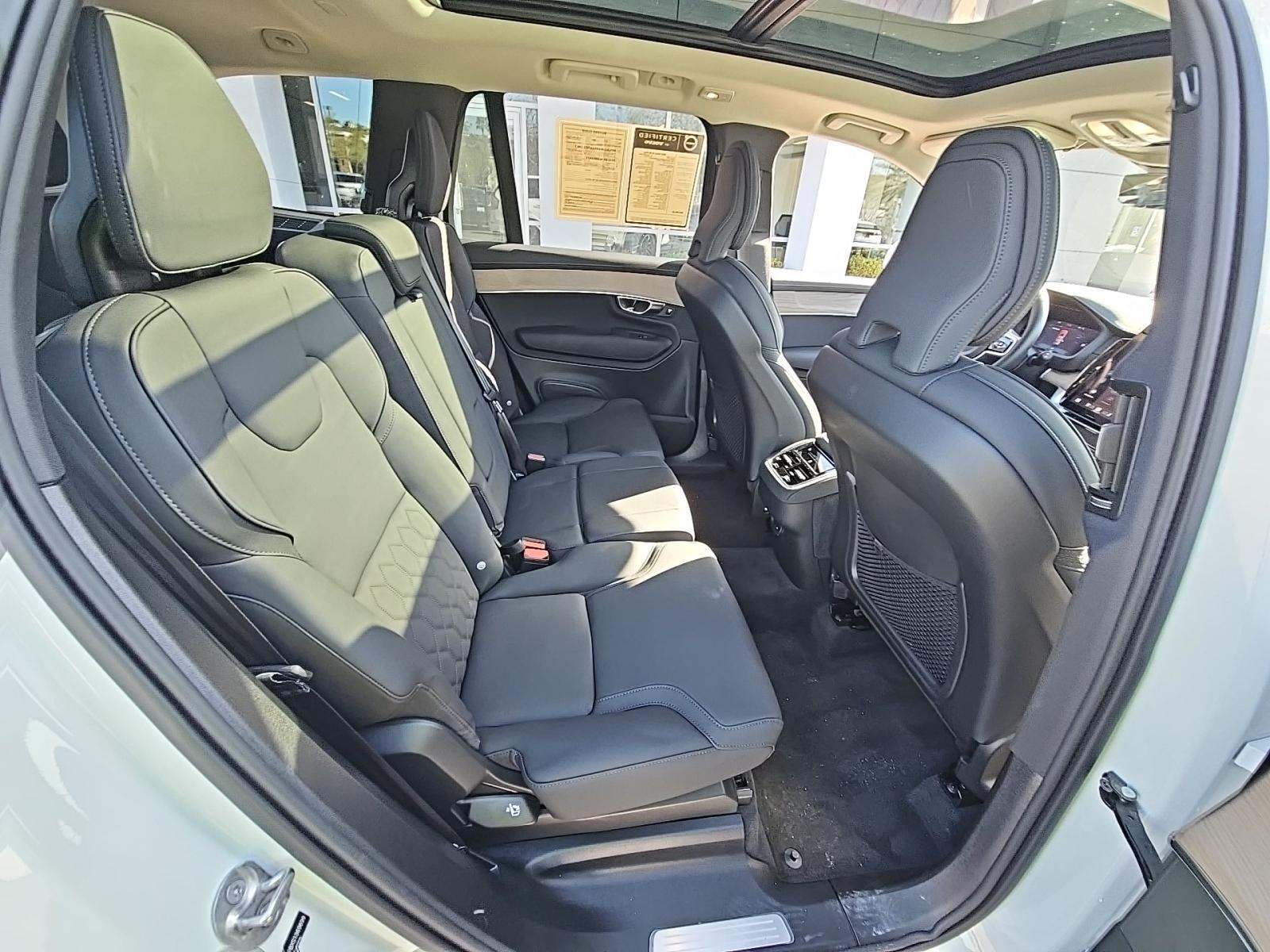 2025 Volvo XC90 B5 Plus AWD