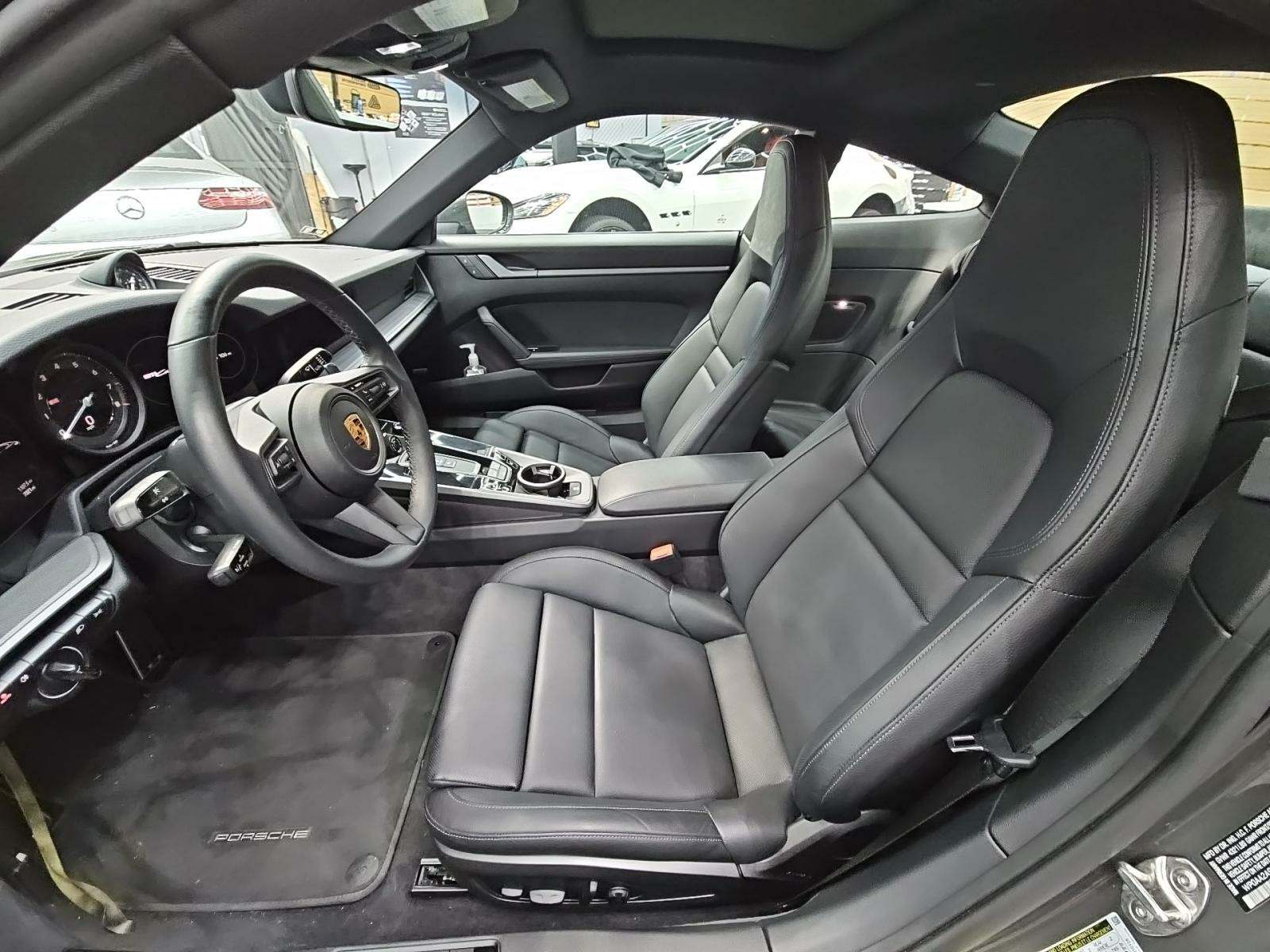 2022 Porsche 911 Carrera RWD