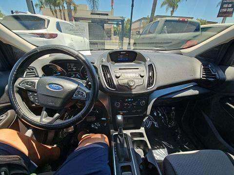 2017 Ford Escape SE FWD