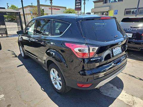 2017 Ford Escape SE FWD