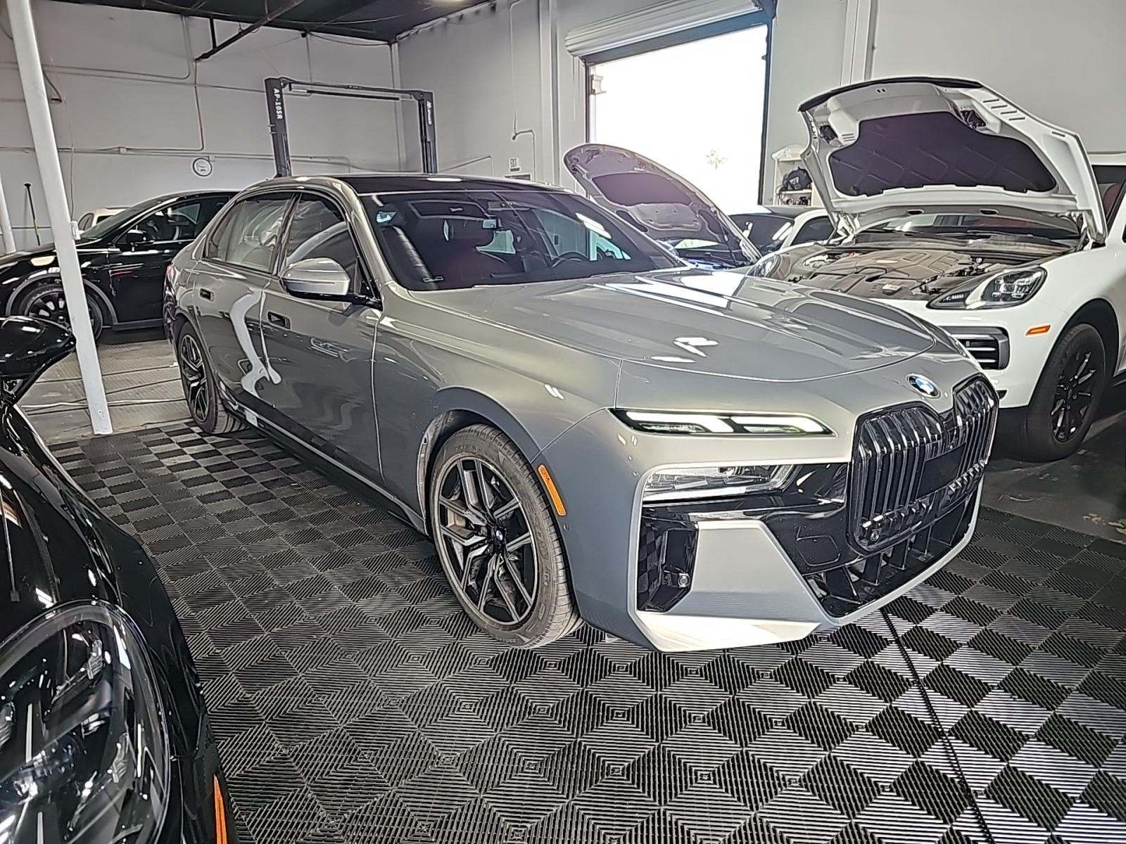 2023 BMW 7 Series 740i RWD