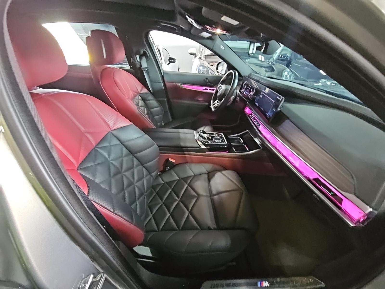 2023 BMW 7 Series 740i RWD