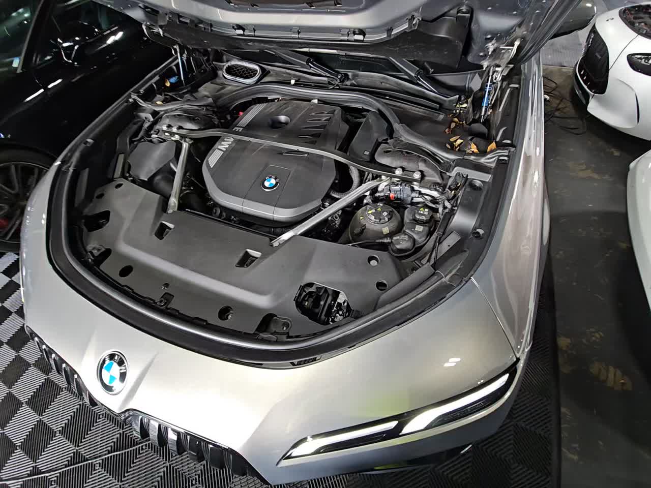 2023 BMW 7 Series 740i RWD