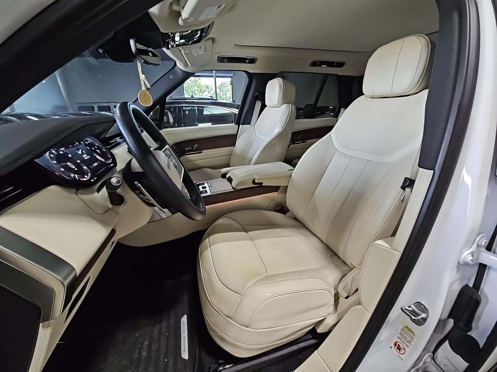 2023 Land Rover Range Rover SE AWD