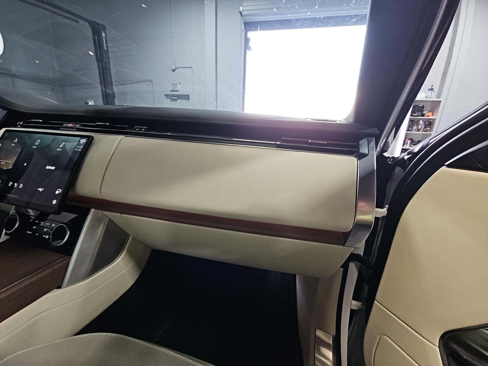 2023 Land Rover Range Rover SE AWD