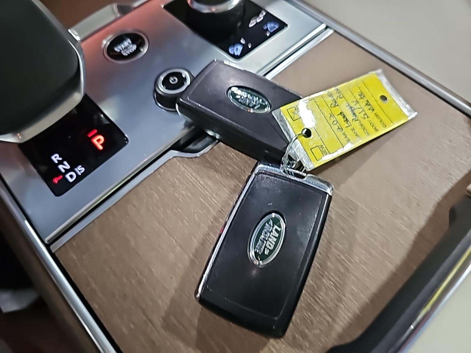 2023 Land Rover Range Rover SE AWD