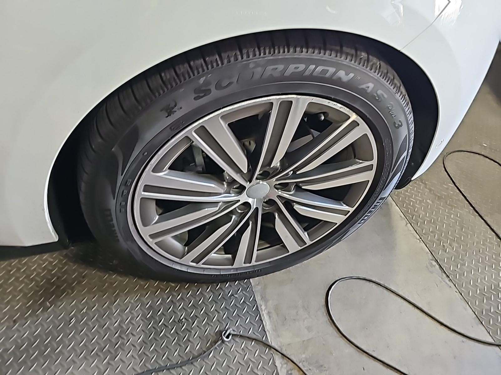 2023 Land Rover Range Rover SE AWD