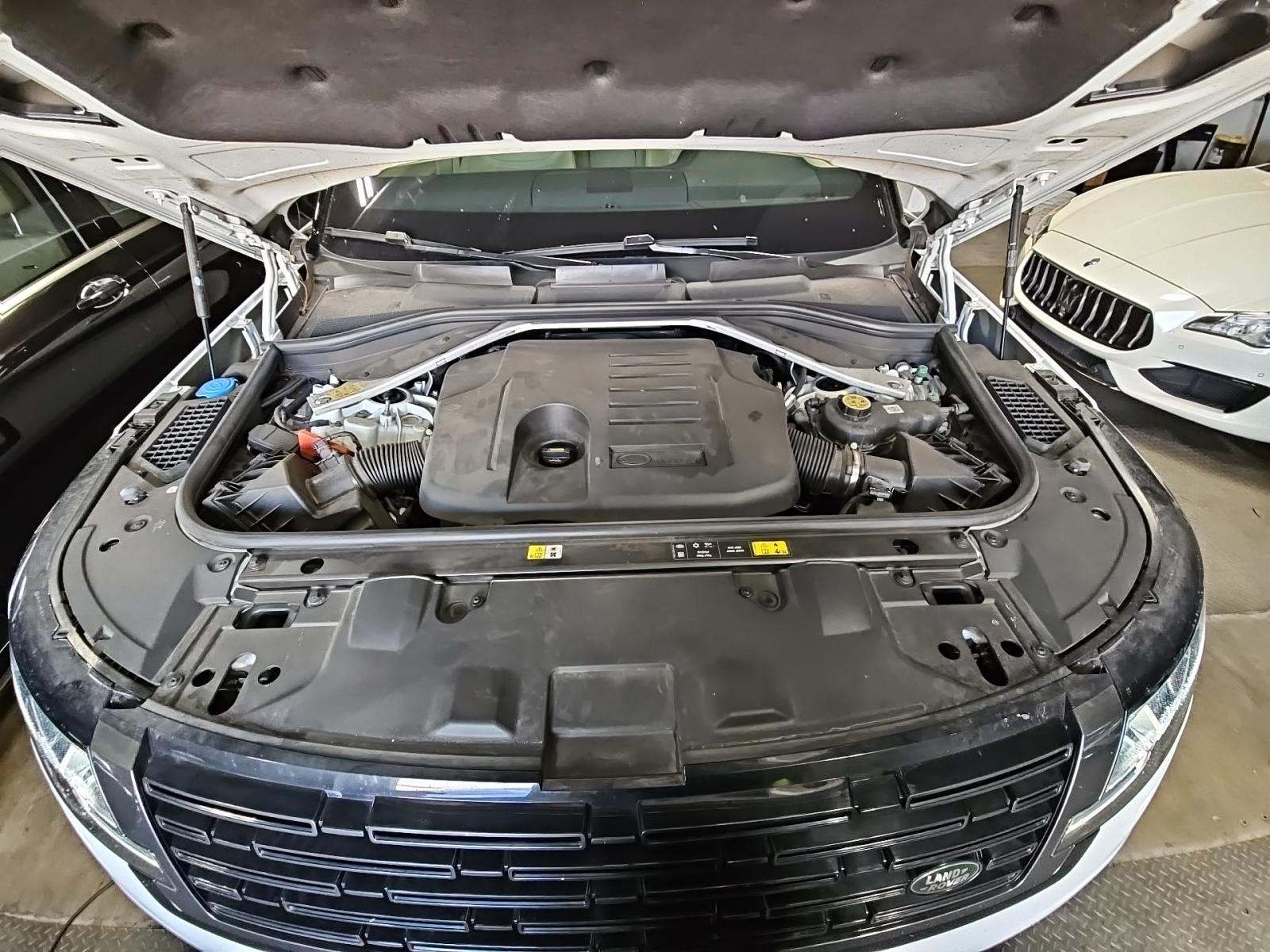 2023 Land Rover Range Rover SE AWD