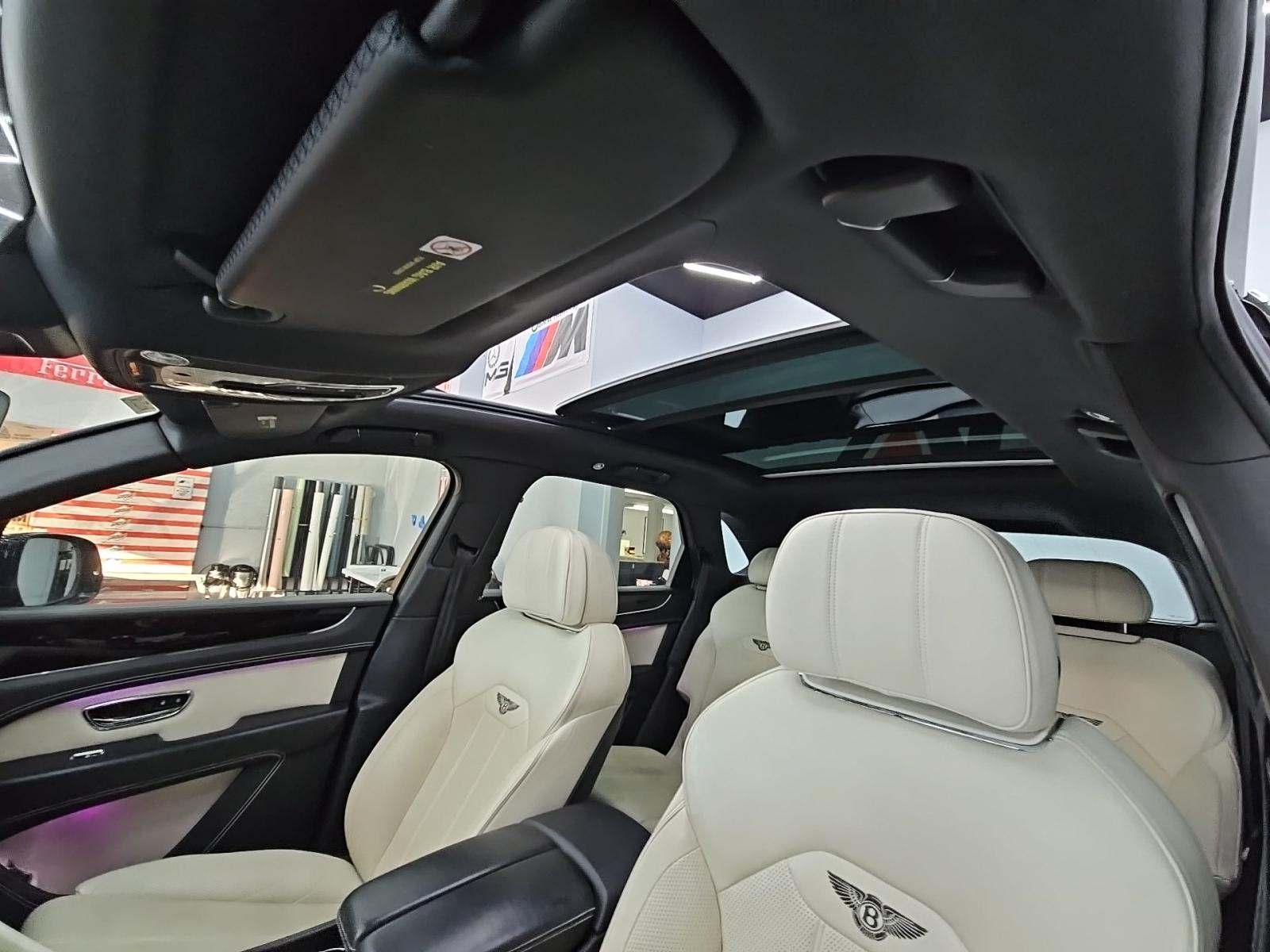 2021 Bentley Bentayga V8 AWD