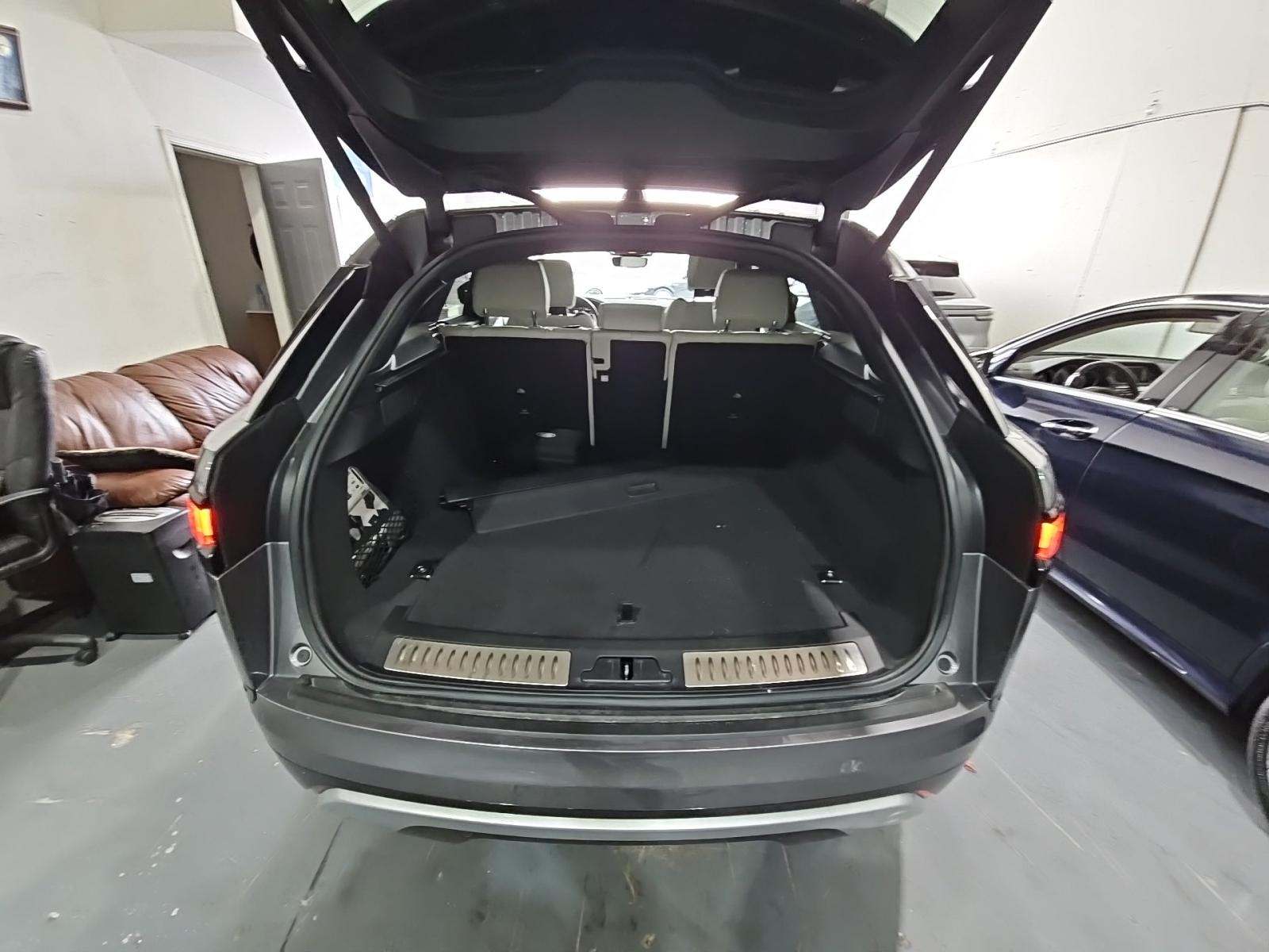 2023 Land Rover Range Rover Velar R-Dynamic S AWD