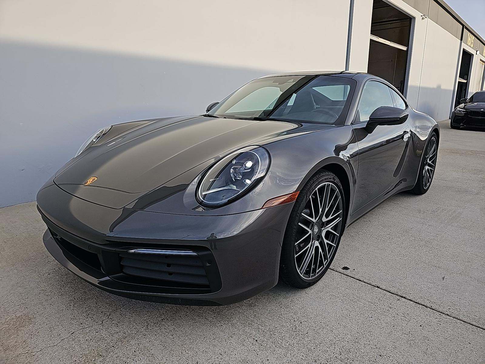 2022 Porsche 911 Carrera