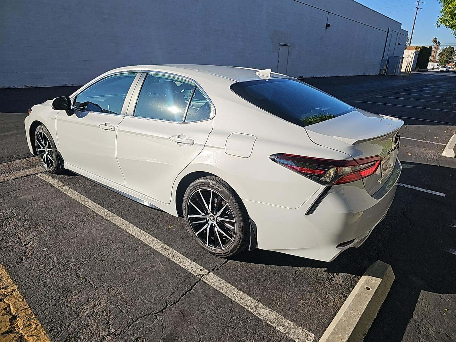 2024 Toyota Camry SE FWD