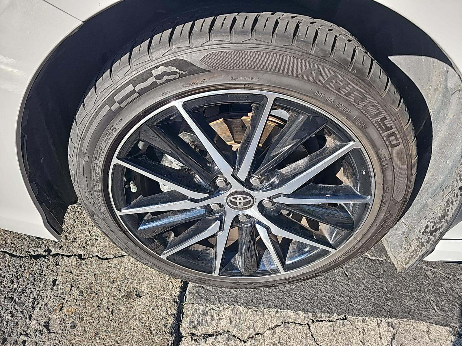 2024 Toyota Camry SE FWD