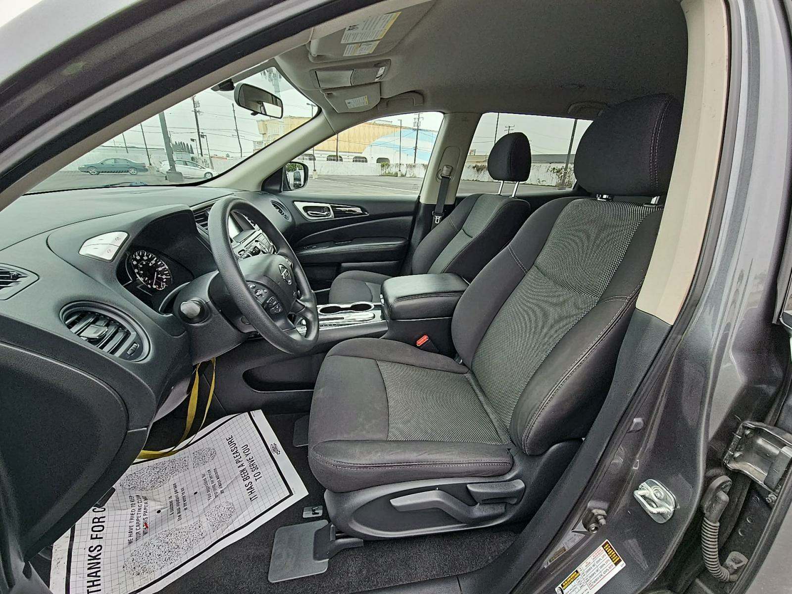 2020 Nissan Pathfinder S FWD