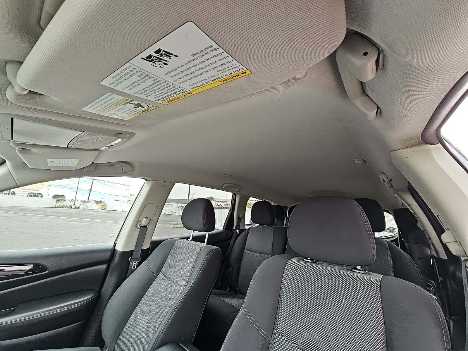 2020 Nissan Pathfinder S FWD
