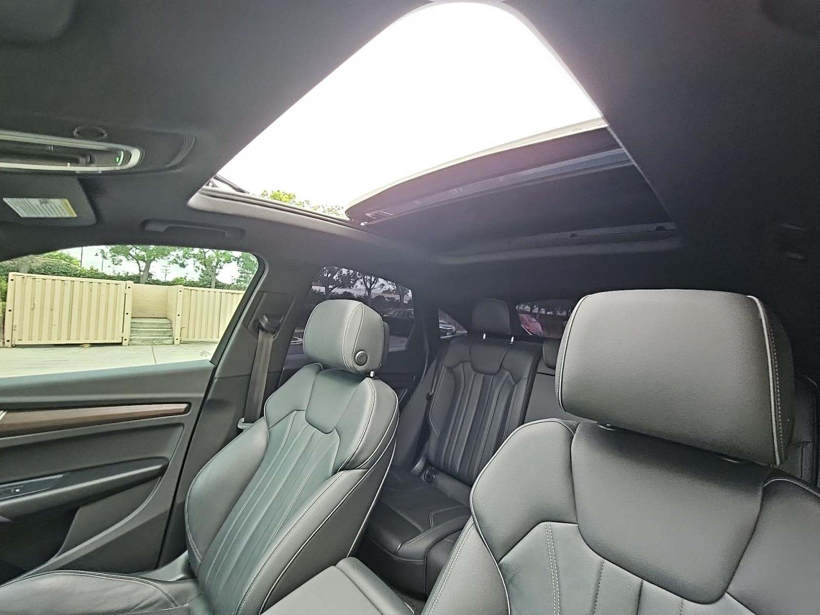 2022 Audi Q5 S line Premium AWD