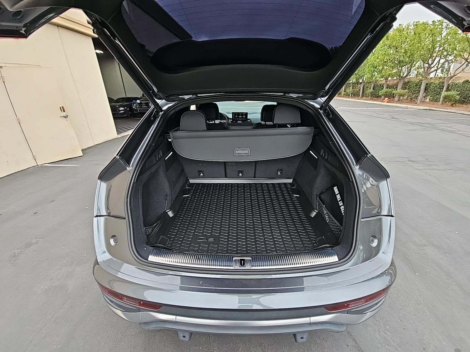 2022 Audi Q5 S line Premium AWD