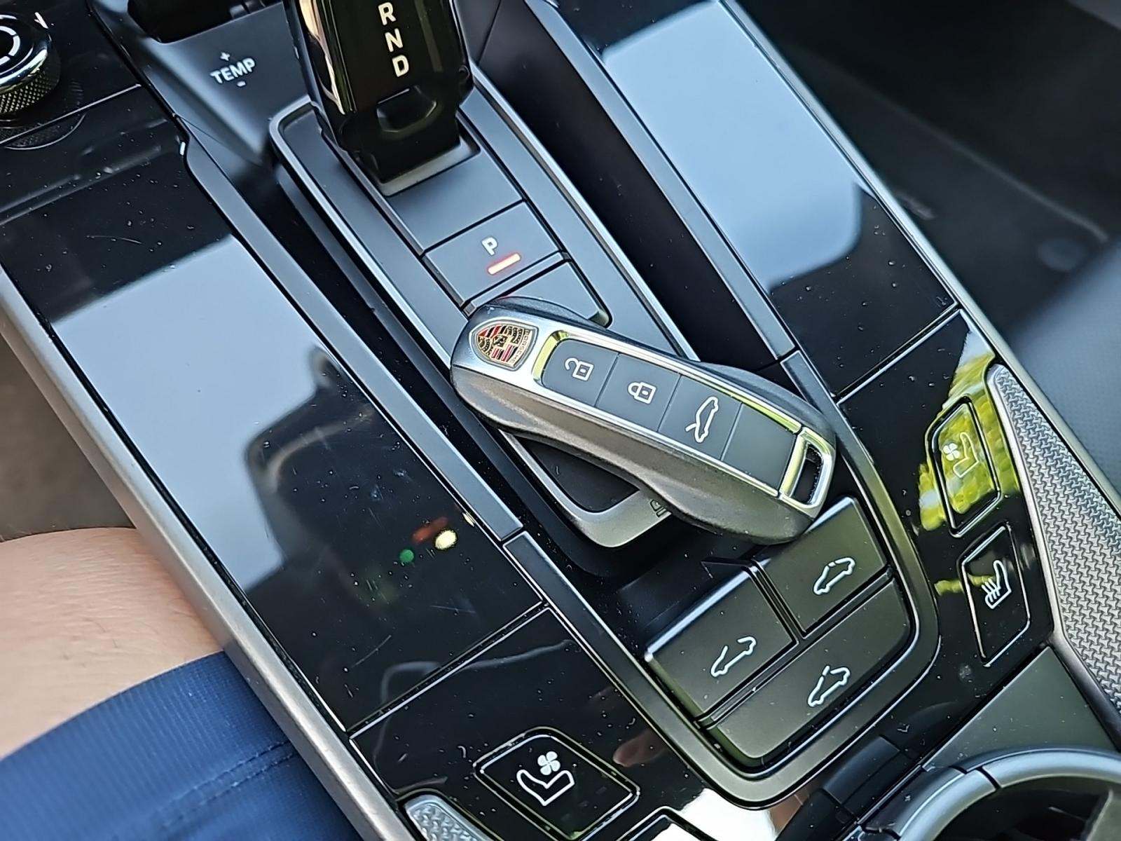 2022 Porsche 911 Carrera 4S AWD