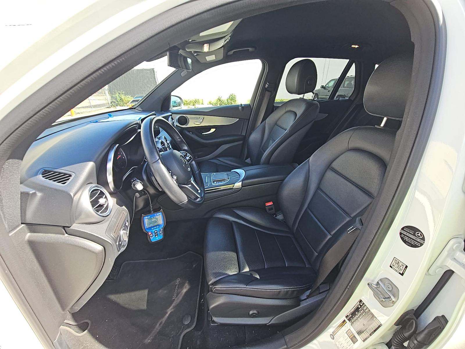 2020 Mercedes-Benz GLC GLC 300 RWD