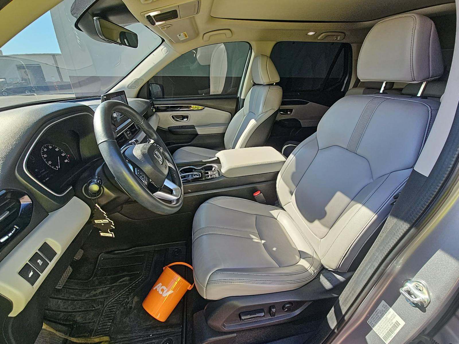 2024 Honda Pilot Touring FWD