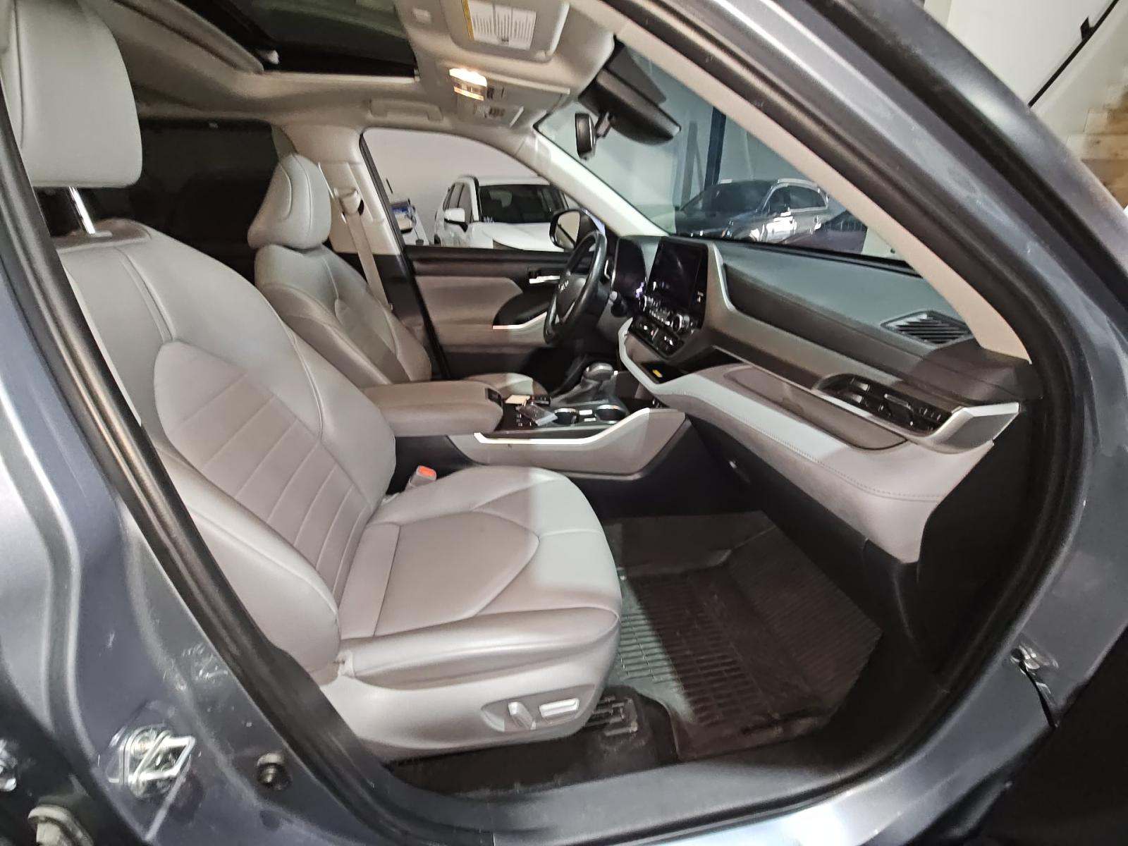 2023 Toyota Highlander XLE AWD