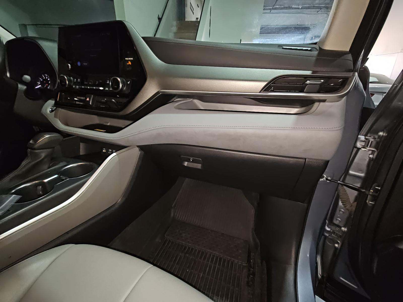 2023 Toyota Highlander XLE AWD