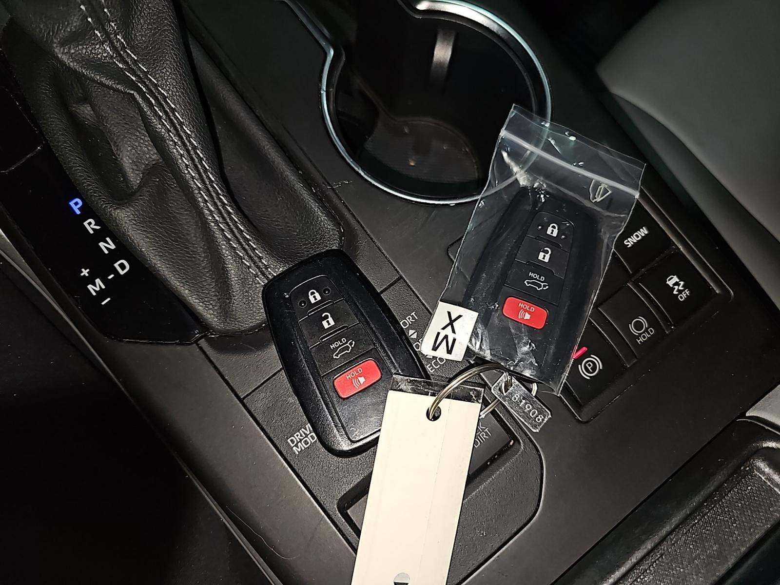 2023 Toyota Highlander XLE AWD