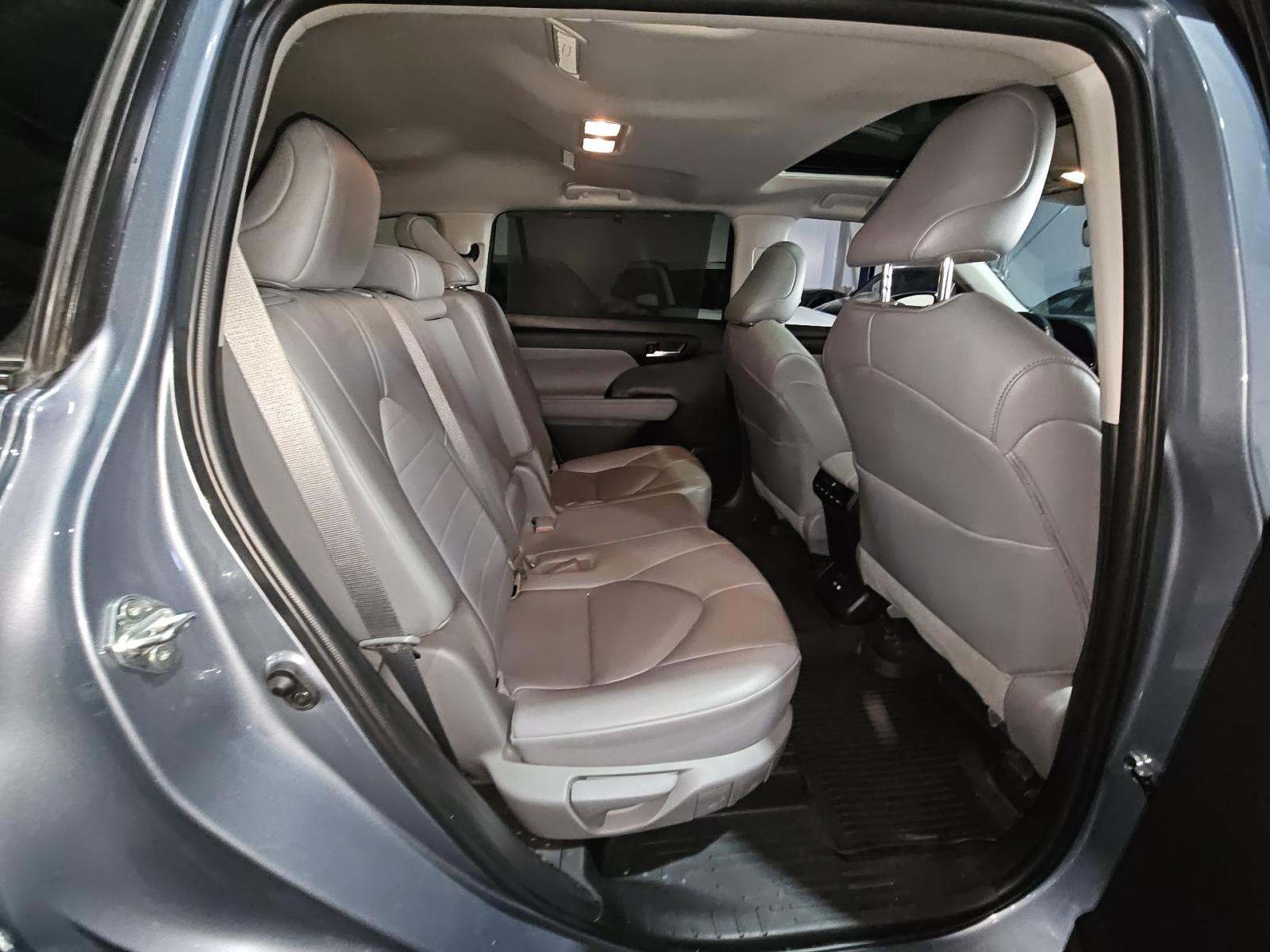 2023 Toyota Highlander XLE AWD