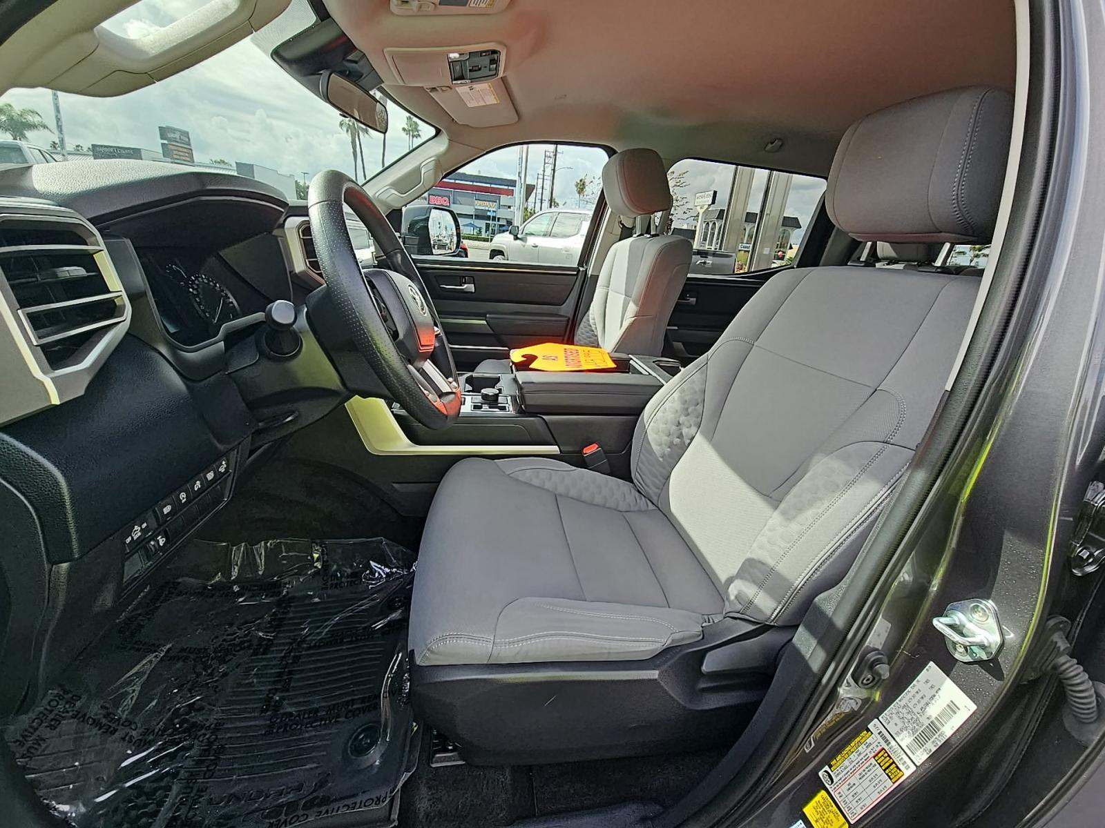 2024 Toyota Tundra SR5 AWD