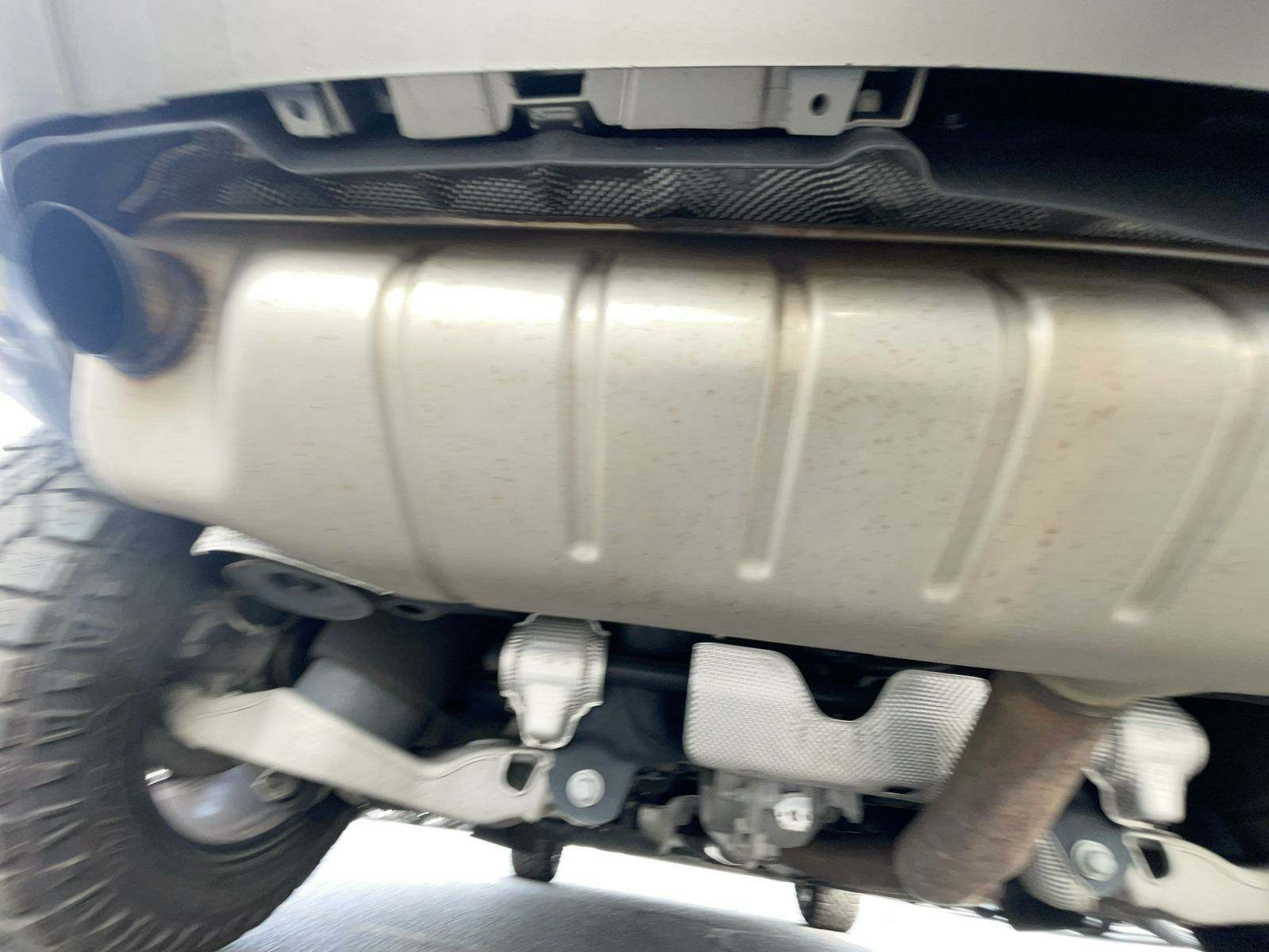 2021 Land Rover Defender 110 X-Dynamic SE AWD