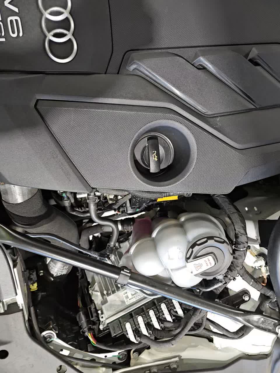 2023 Audi A8 Base AWD