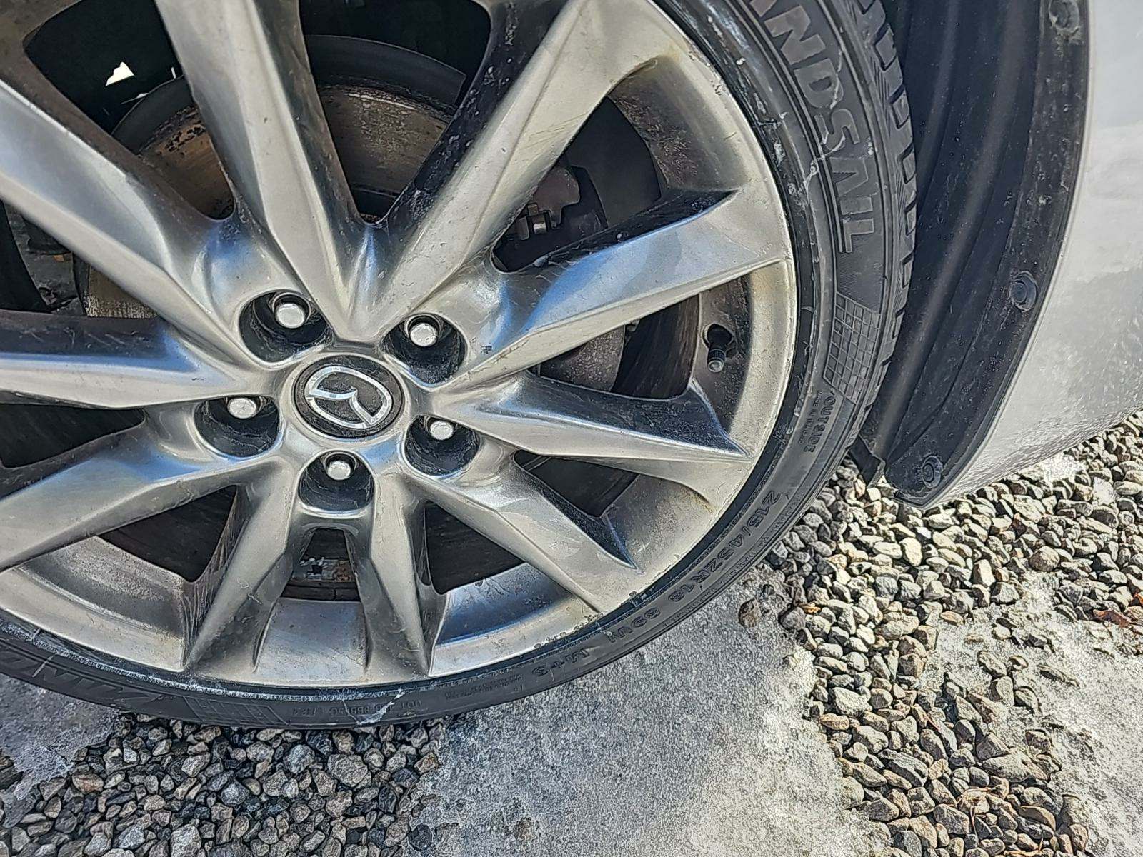 2018 MAZDA MAZDA3 Touring FWD